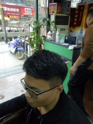 -乾健·烫染·接发SALON