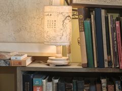 -邊城書店