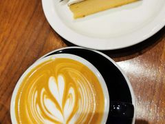 Latte-black rainbow coffee