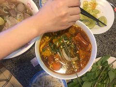 -Bánh Mì Huynh Hoa