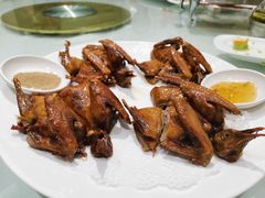 烤乳鸽-光明邨大酒家(汇阳广场店)