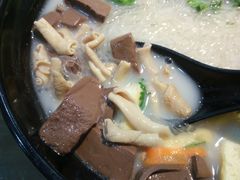 -鸭小妹鸭血粉丝(老门东店)