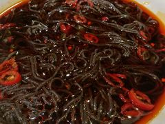 酸辣蕨根粉-渔家小镇
