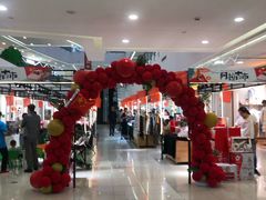 -新田360广场(上海华侨城店)
