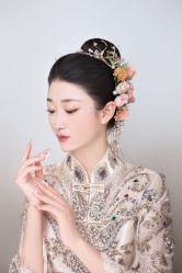 -洋洋婚纱品牌集合店