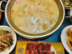 酸汤兔-老来福·非遗酸汤兔(凯旋路店)