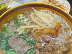 -花溪牛肉粉(八鸽岩店)