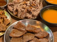 -香猪坊韩国烤肉专属门店(魏公村店)