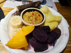 -山河屯铁锅炖(哈西站店)