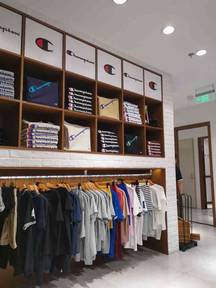 champion冠军服饰(西单大悦城店)