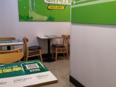 用餐区-老乡鸡(宿州汴河路店)