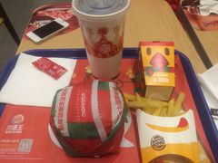 -汉堡王(大连柏威年餐厅店)