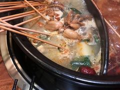 牛蛙-串门邻居串串火锅(云南南路店)