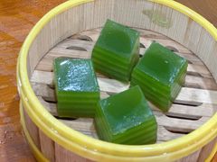 -老何家后安粉·糟粕醋海鲜火锅(三亚湾椰梦长廊店)