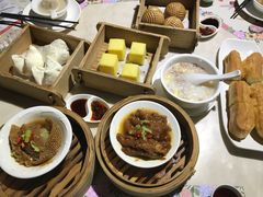 -隆隆金大茶楼(地王广场店)