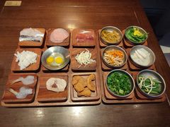 -银米·云南传统过桥米线(双廊黑金冠店)