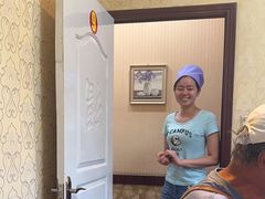 -苏莱特色牛骨滩羊手抓馆(长城东街总店)