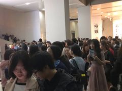 -上海当代艺术博物馆-地面停车场