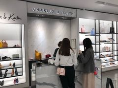 -CHARLES&KEITH(1234space店)