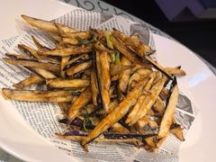 -巴特餐饮6加1音乐餐吧·新疆菜