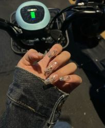 -斯馨·健康美甲美睫