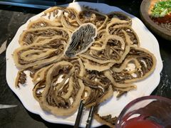 -二荆条·蜀鲜汇城市森林火锅