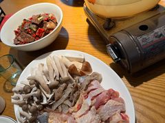 -聚鑫朋酸菜肥肠(文艺路口店)
