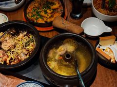 -云海肴·汽锅鸡·云南菜(天山百盛优客店)