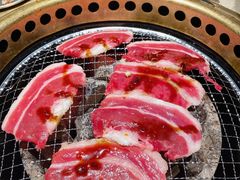 -蚂蚁洞·烤肉大营地(上海静安大悦城店)