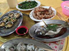 -霞涌市场海鲜摆卖区
