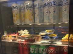 -浅深(世茂滨江精品店)