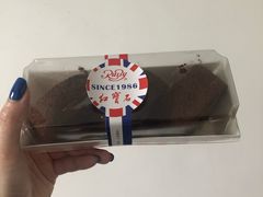 特浓巧克力卷蛋糕-红宝石·鲜奶小方·海派西点房(南翔店)