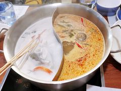 鸳鸯锅底-樾餐厅泰式海鲜火锅(民歌湖店)