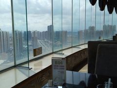 -荣誉国际酒店-云顶旋转餐厅