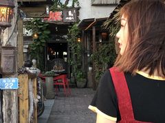 -城墙外BAR
