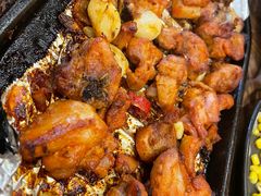 -老东镇啤酒屋海鲜加工·蒸汽海鲜·海鲜烧烤(台东店)