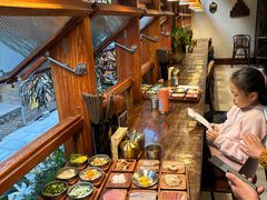 -银米·云南传统过桥米线(双廊黑金冠店)