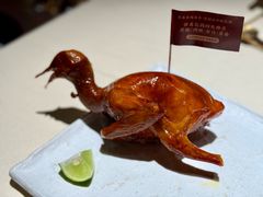 非遗红烧乳鸽-侨美食家(体育西路店)