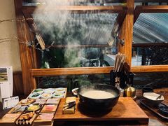 -银米·云南传统过桥米线(双廊黑金冠店)