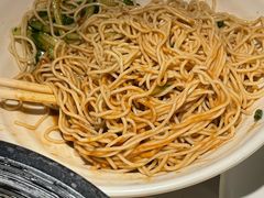 -肥肥虾庄·金牌油焖大虾(沙湖店)
