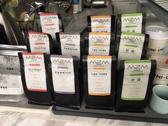 -UNI UNI(环亚凯瑟琳店)