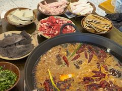 -黄潇洒老火锅(九眼桥宏济巷店)