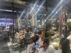 大堂-胡四哥特色火盆烧烤(总店)