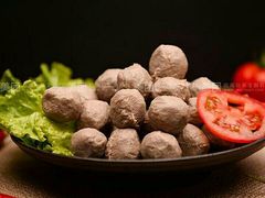 现打牛肉丸-高兴壹锅·潮汕鲜牛肉火锅(良乡梅花庄店)