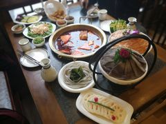 -小天鹅火锅·一线江景洪鼎旗舰店(洪崖洞店)