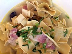 -山明水秀大饭店