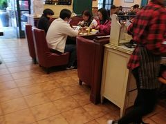 大堂-玛格萝妮比萨屋(四平店)