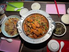 -胖哥俩肉蟹煲(石家庄长安万达店)