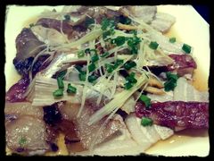 腊肠咸鱼蒸花肉-周锦记广式餐厅