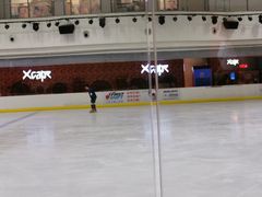 -冠军冰场CHAMPION RINK(环球银泰城店)
